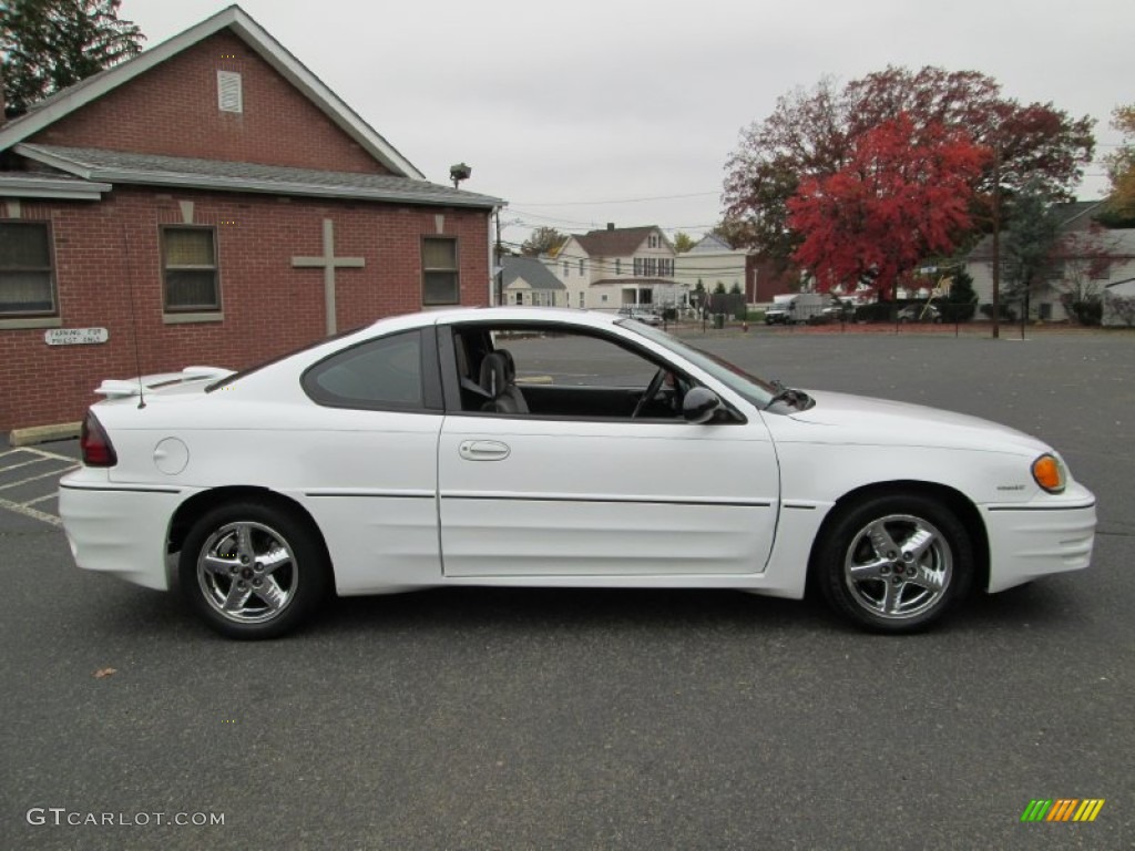2002 Grand Am GT Coupe - Arctic White / Dark Pewter photo #9
