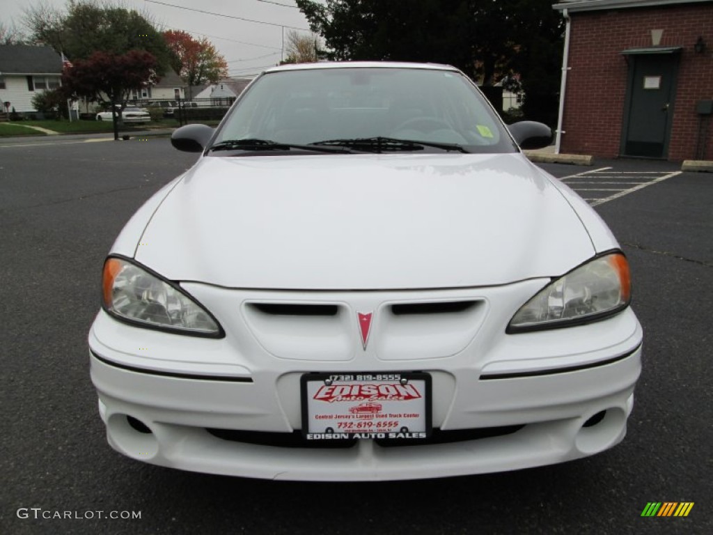 2002 Grand Am GT Coupe - Arctic White / Dark Pewter photo #12