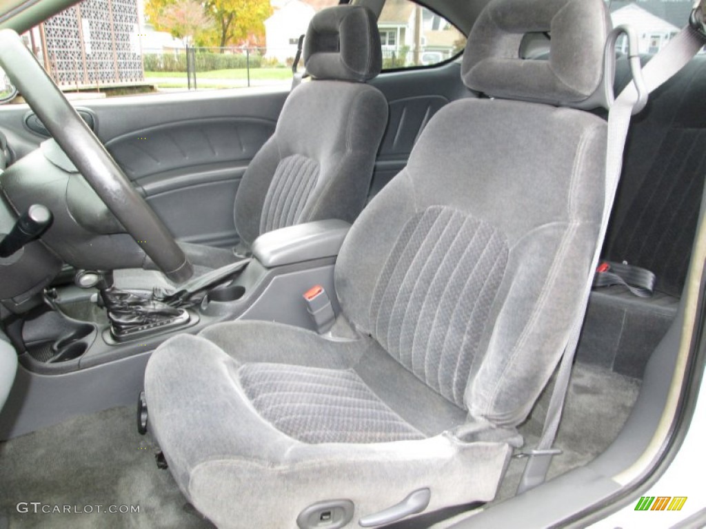 2002 Grand Am GT Coupe - Arctic White / Dark Pewter photo #13