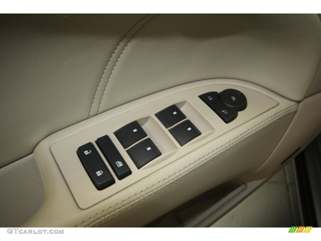 2006 Lucerne CXS - Glacier Blue Metallic / Cashmere photo #16