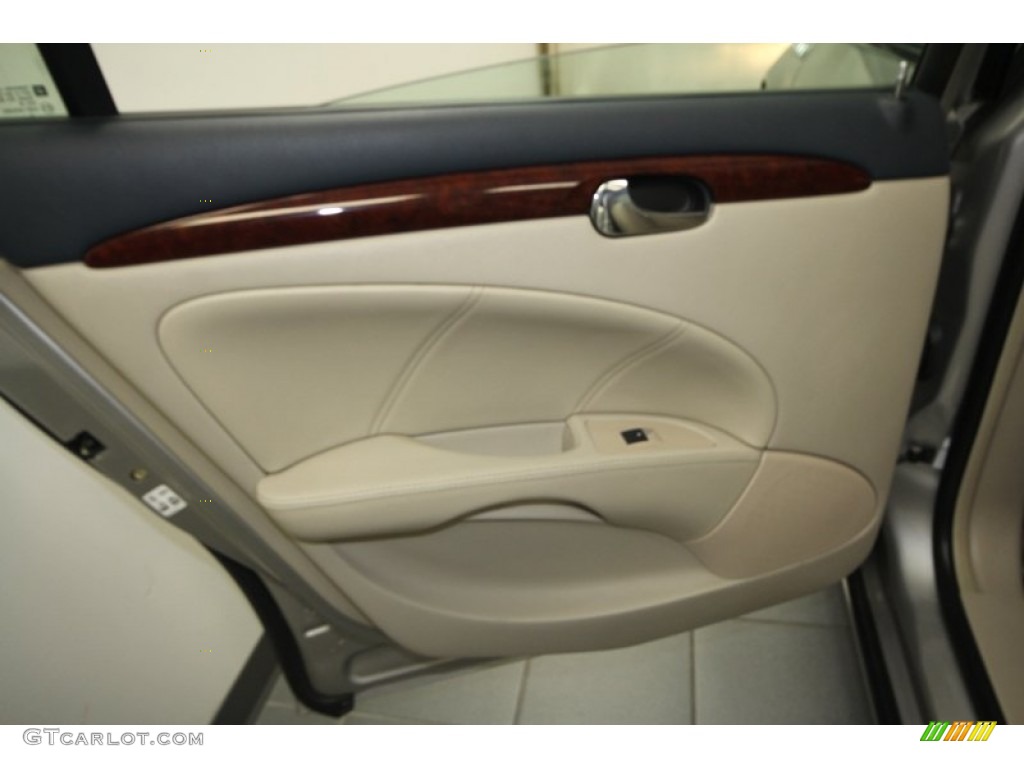 2006 Lucerne CXS - Glacier Blue Metallic / Cashmere photo #29