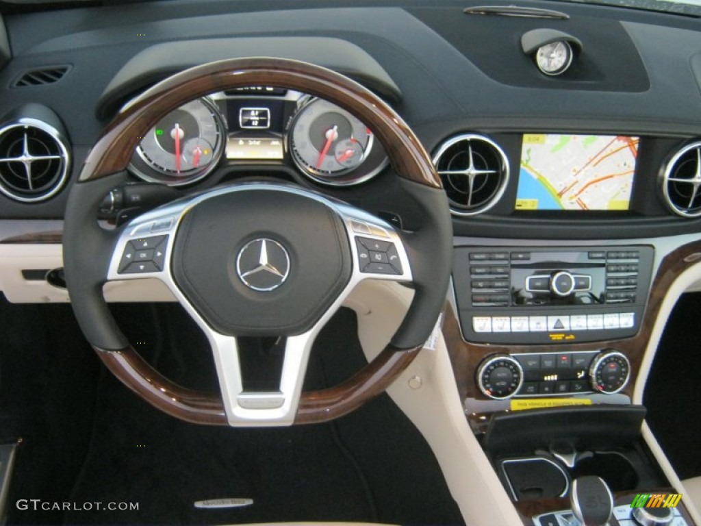 2013 Mercedes-Benz SL 550 Roadster Porcelain/Black Dashboard Photo #72766982