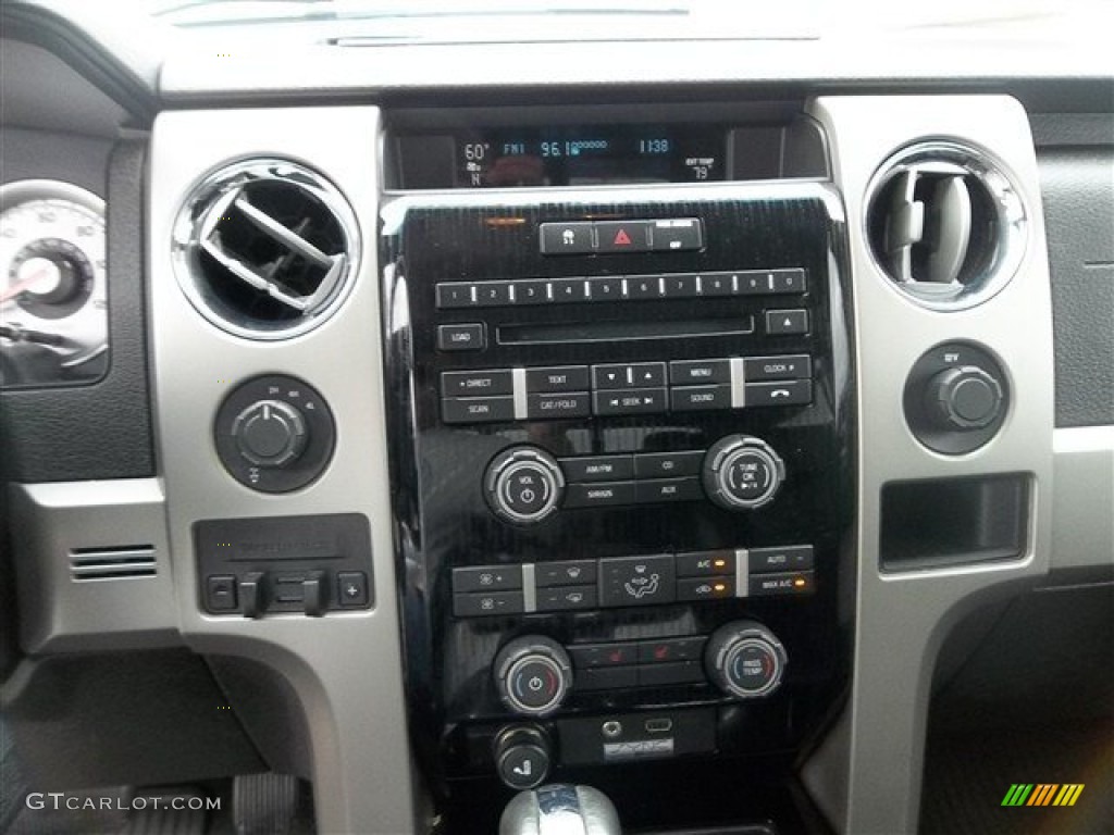 2010 Ford F150 FX4 SuperCrew 4x4 Controls Photo #72768220