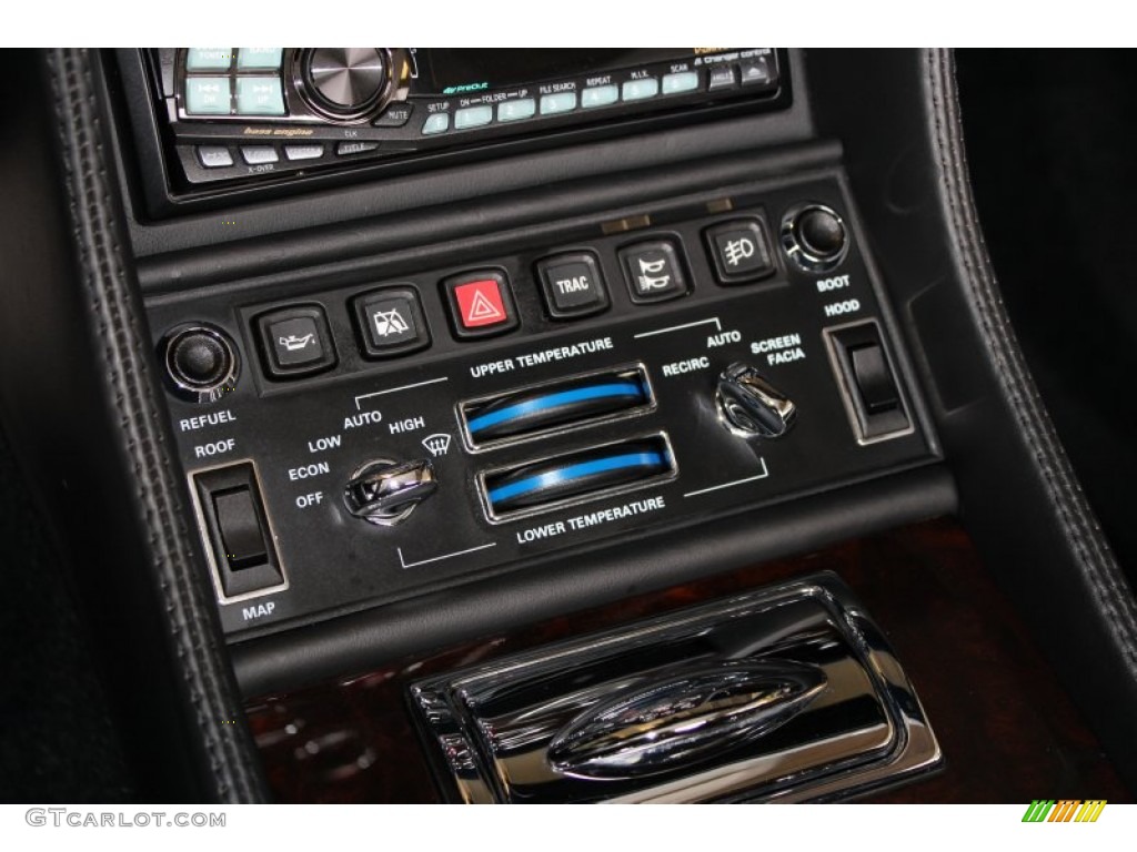 2003 Bentley Azure Mulliner Convertible Controls Photo #72769812