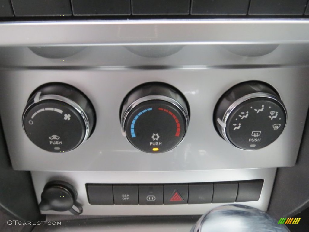 2008 Dodge Nitro SLT Controls Photo #72769846