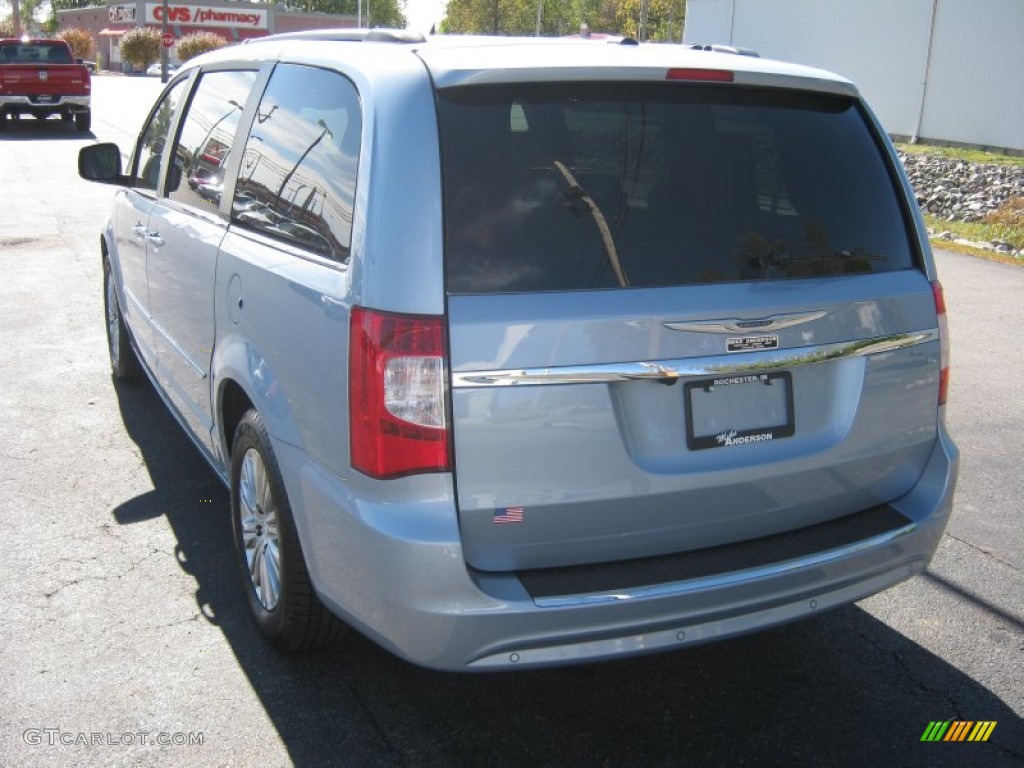 2013 Town & Country Touring - L - Crystal Blue Pearl / Dark Frost Beige/Medium Frost Beige photo #3