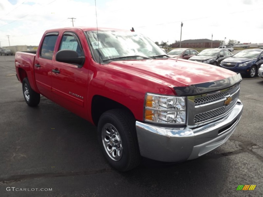 2013 Silverado 1500 LS Crew Cab - Victory Red / Dark Titanium photo #3