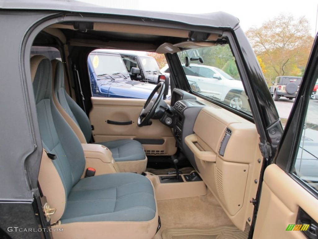 2002 Wrangler Sahara 4x4 - Black / Camel Beige/Dark Green photo #12
