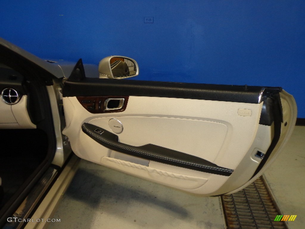 2012 Mercedes-Benz SLK 350 Roadster Sahara Beige Door Panel Photo #72773704