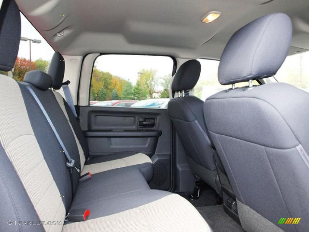 2012 Ram 1500 Express Crew Cab 4x4 - Flame Red / Dark Slate Gray/Medium Graystone photo #4