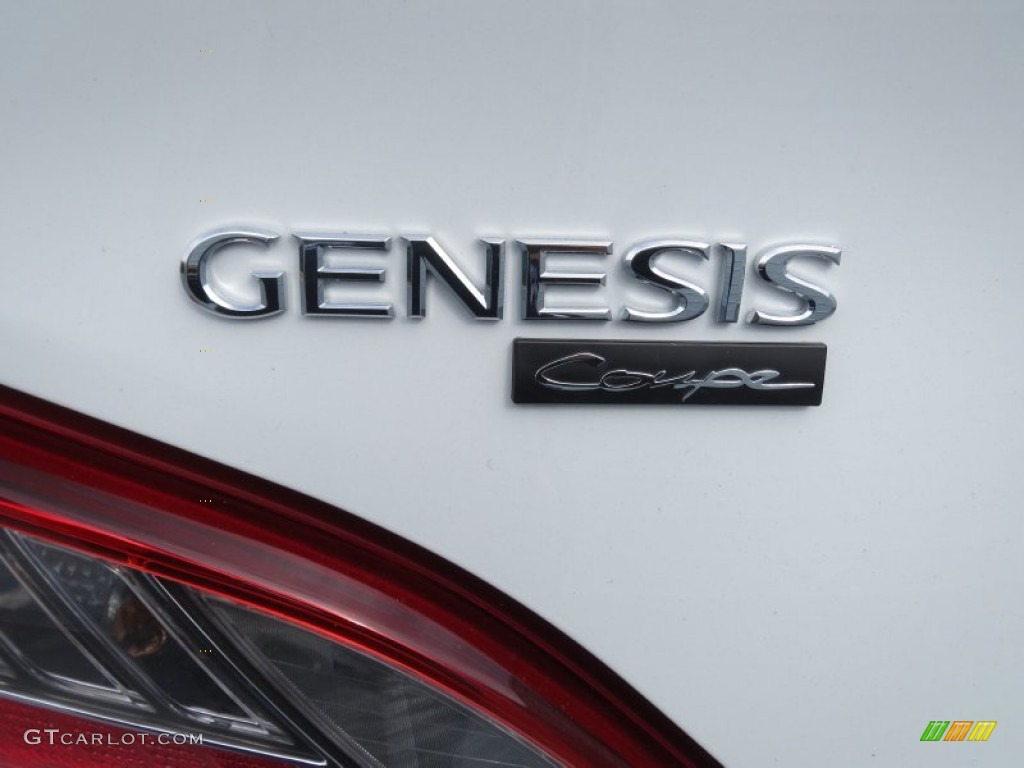 2013 Genesis Coupe 2.0T - Monaco White / Black Cloth photo #13