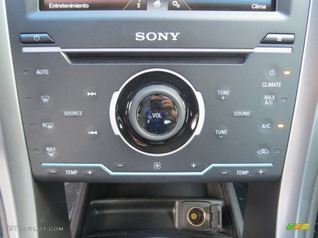 2013 Ford Fusion Titanium Controls Photo #72777796