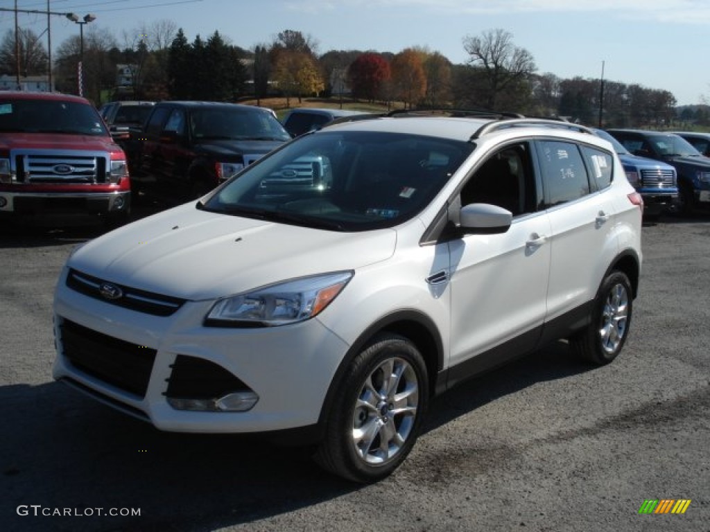 2013 Escape SE 2.0L EcoBoost 4WD - White Platinum Metallic Tri-Coat / Charcoal Black photo #4