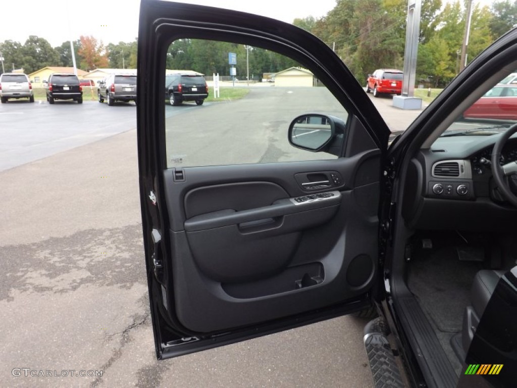 2013 Chevrolet Suburban LT 4x4 Ebony Door Panel Photo #72780970