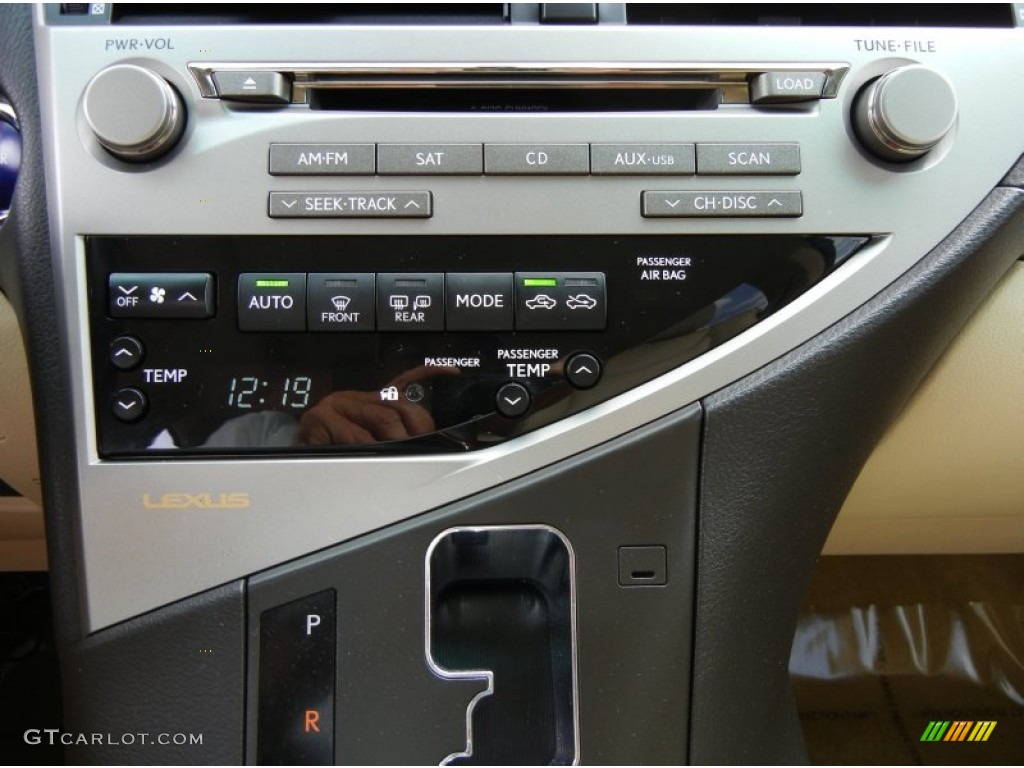 2010 Lexus RX 450h Hybrid Controls Photo #72781237
