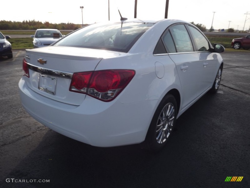 2013 Cruze ECO - Summit White / Jet Black/Medium Titanium photo #5