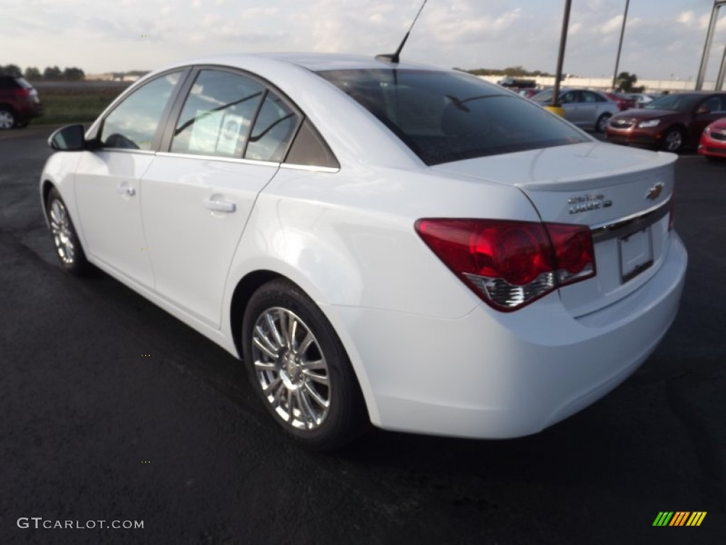 2013 Cruze ECO - Summit White / Jet Black/Medium Titanium photo #7