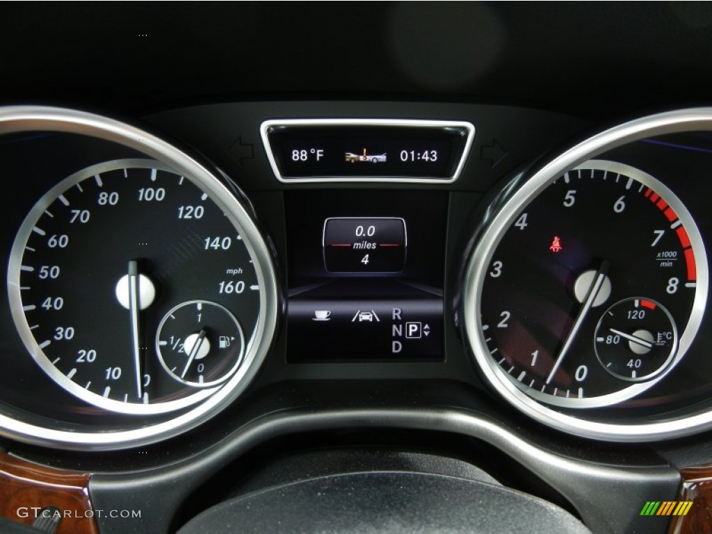 2013 Mercedes-Benz ML 550 4Matic Gauges Photo #72783202