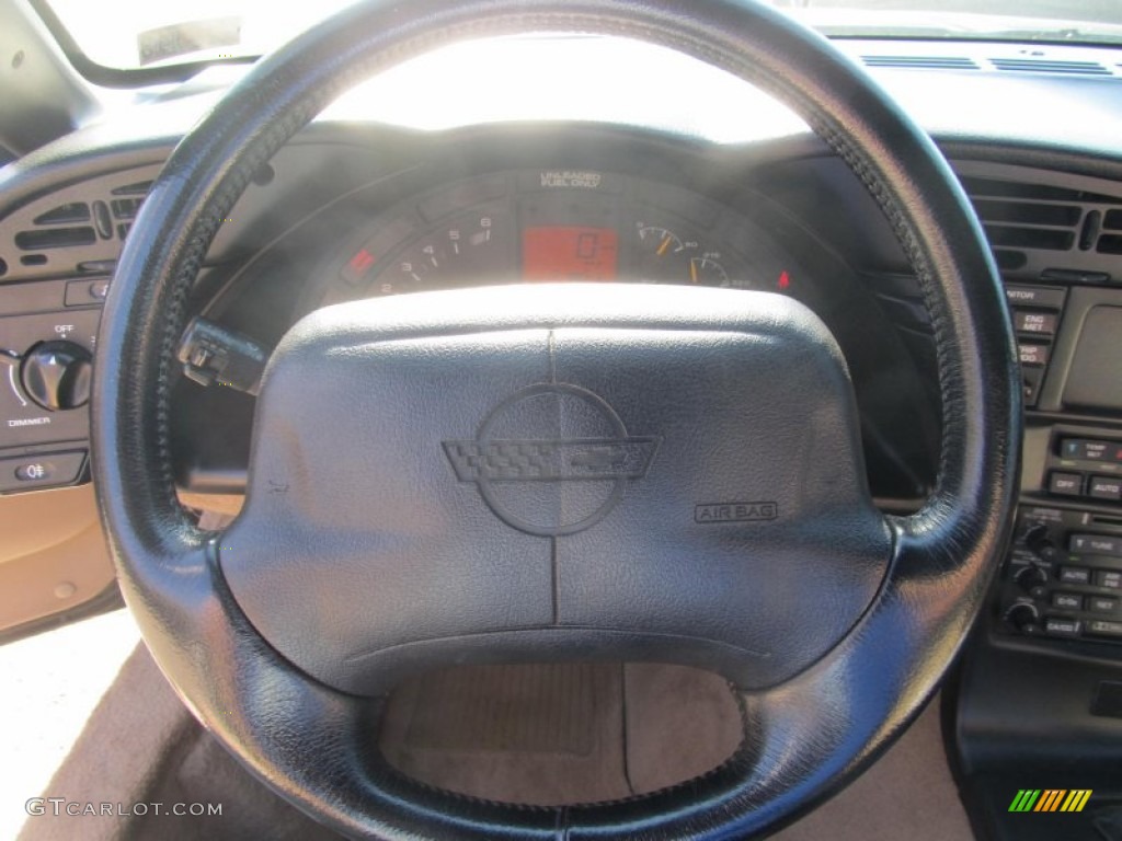 1996 Corvette Coupe - Polo Green Metallic / Light Beige photo #15