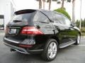 Black - ML 350 4Matic Photo No. 3