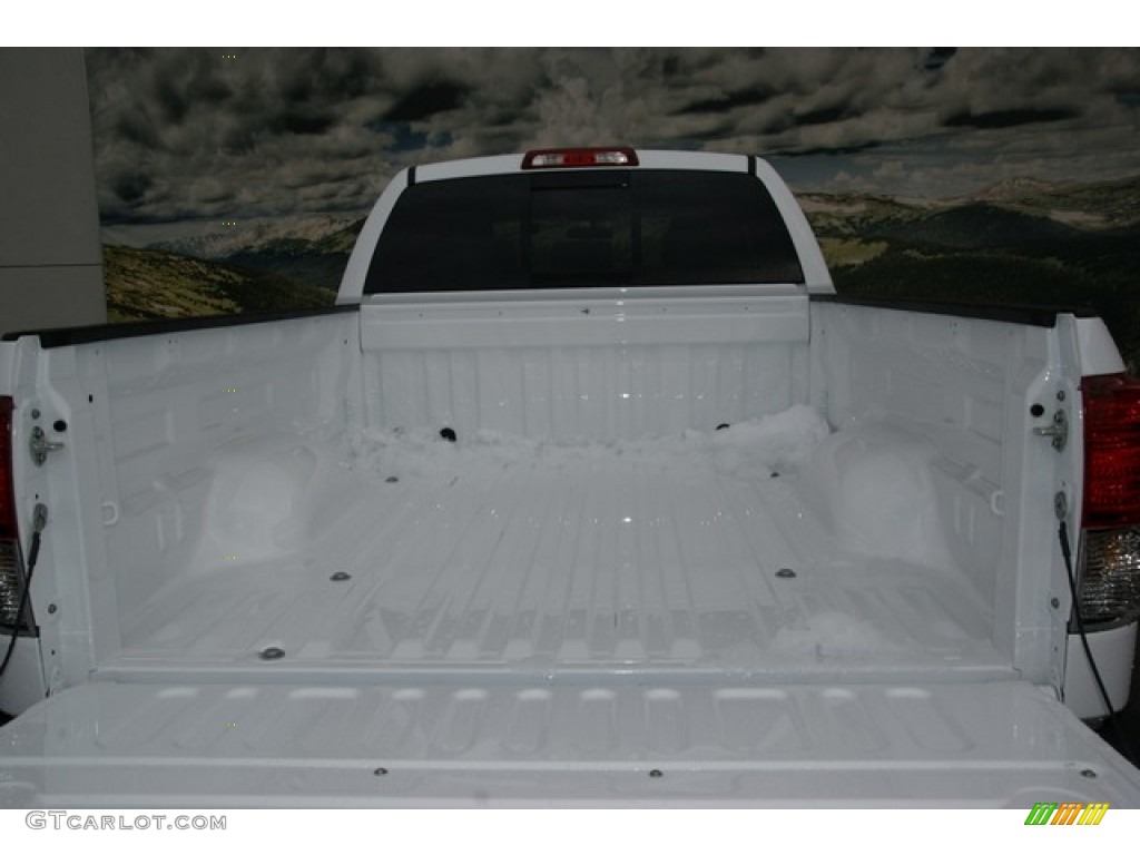 2013 Tundra Double Cab 4x4 - Super White / Graphite photo #9