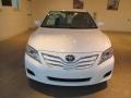 Super White - Camry LE Photo No. 4