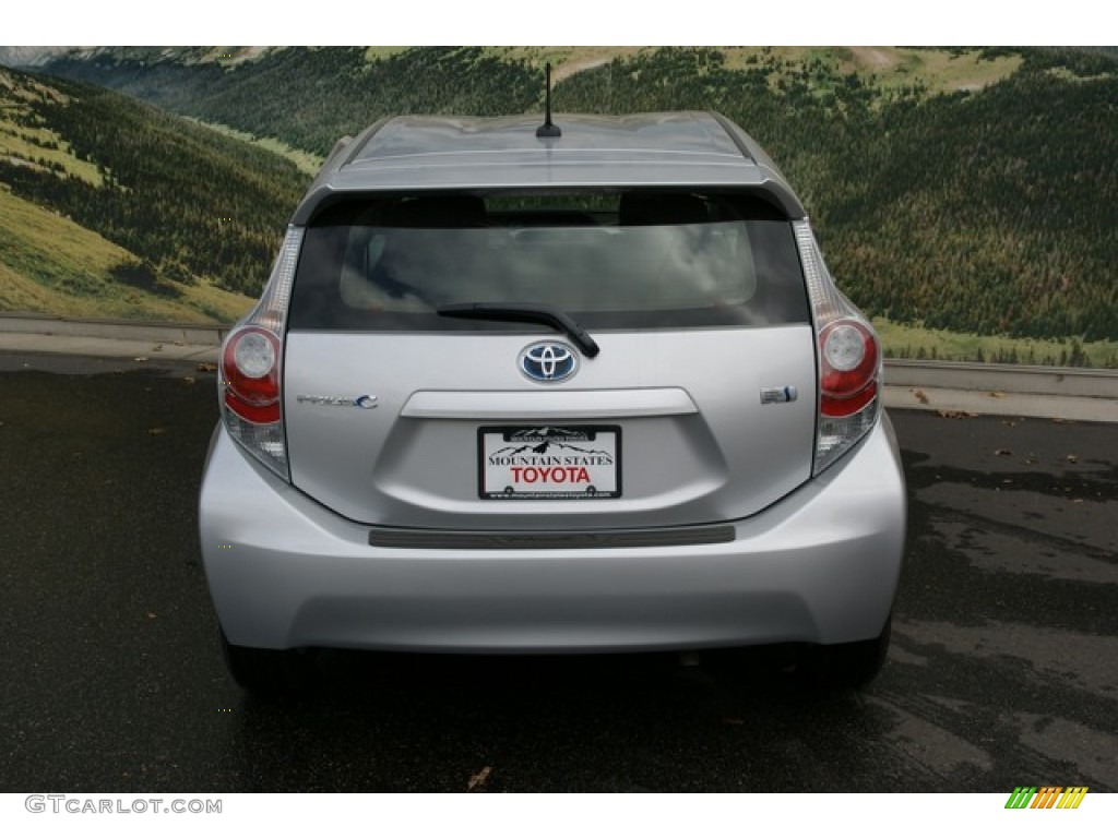 2012 Prius c Hybrid Three - Classic Silver Metallic / Light Blue Gray/Black photo #4