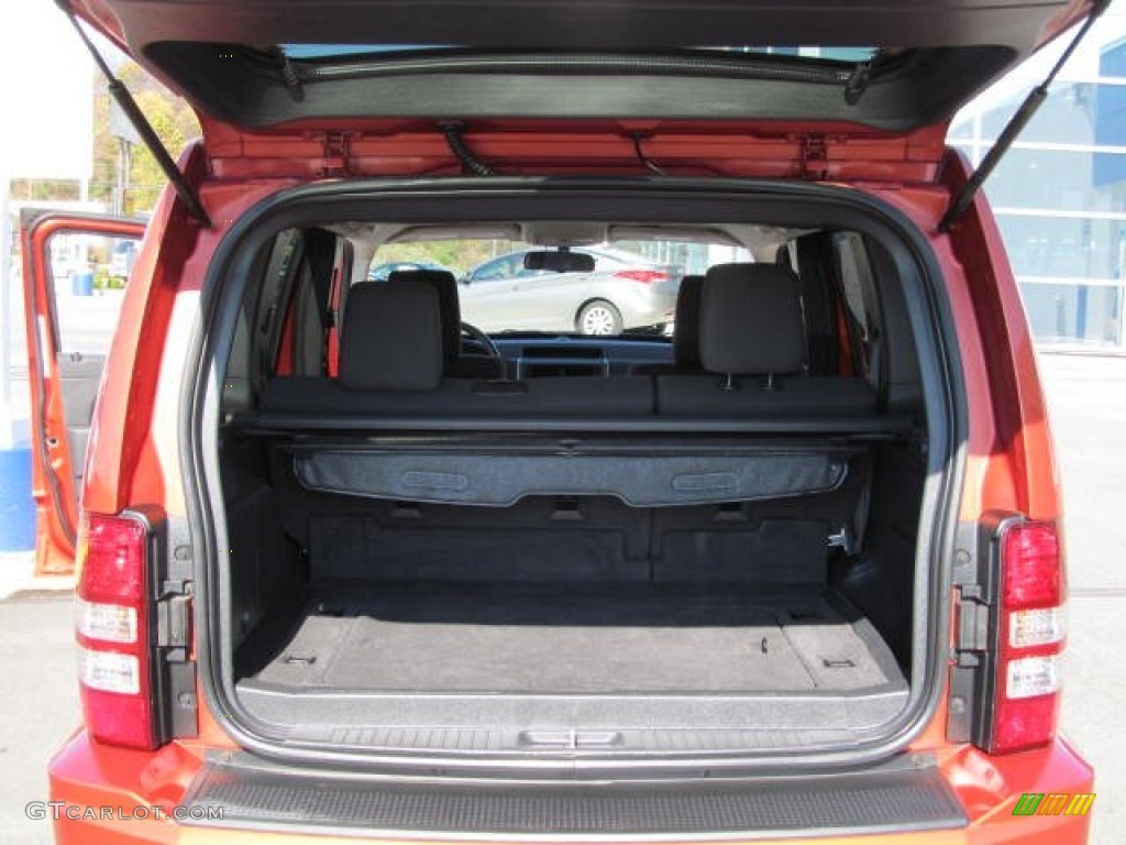 2009 Liberty Sport 4x4 - Sunburst Orange Pearl / Dark Slate Gray photo #22