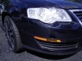 Deep Black - Passat Turbo Sedan Photo No. 2