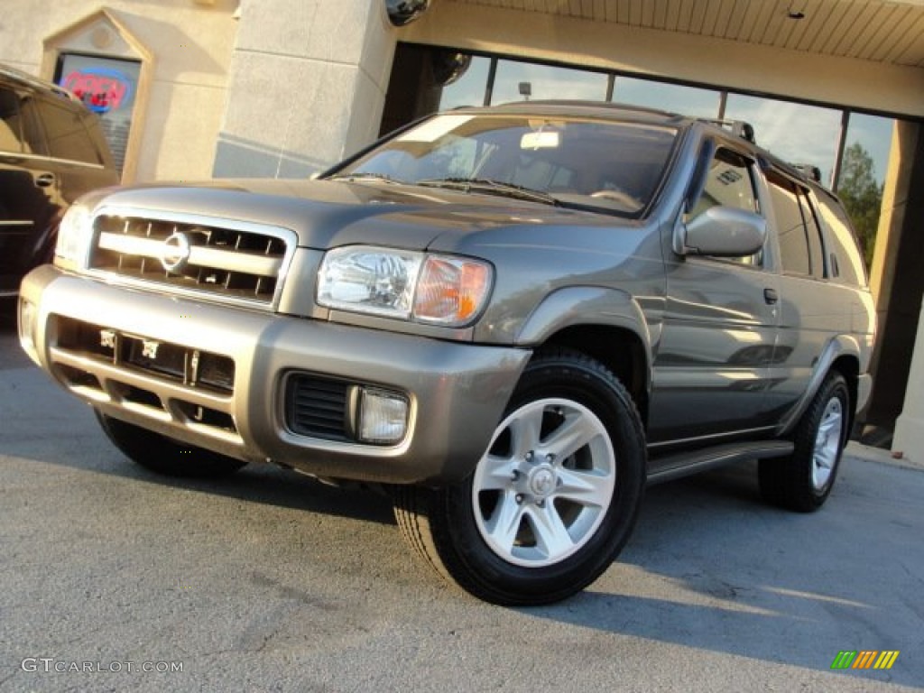 2002 Pathfinder LE - Sahara Beige Metallic / Beige photo #1