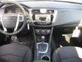 Black - 200 S Sedan Photo No. 5
