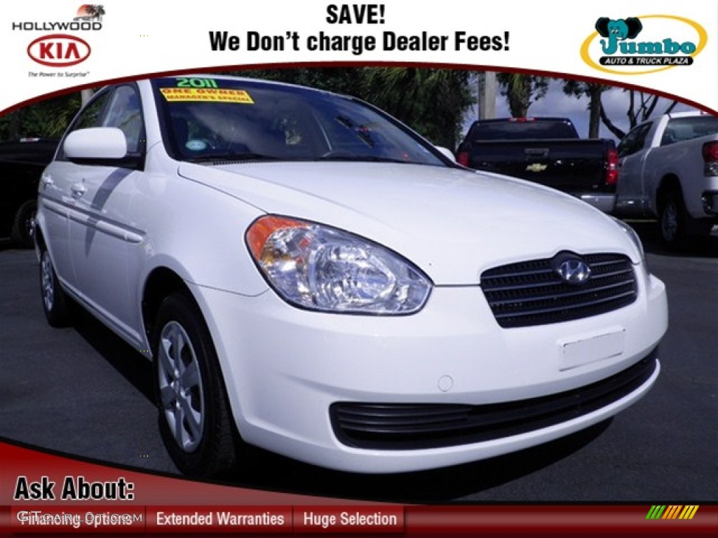 2011 Accent GLS 4 Door - Nordic White / Gray photo #1