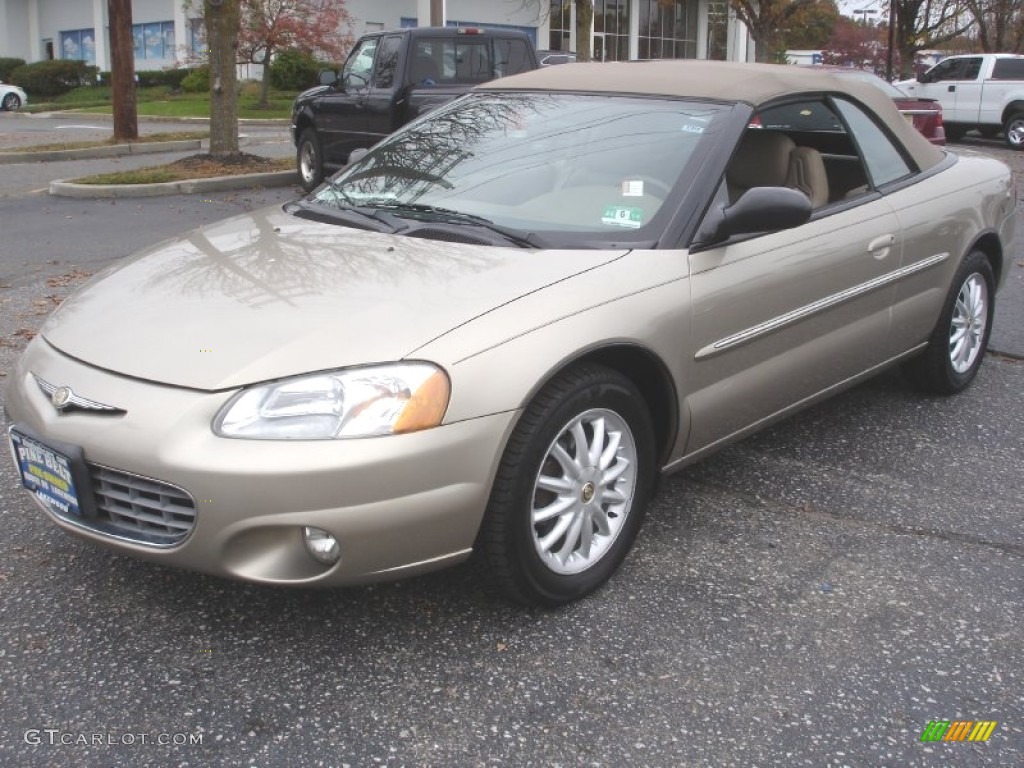 Light Almond Pearl Metallic 2002 Chrysler Sebring LXi Convertible Exterior Photo #72795148