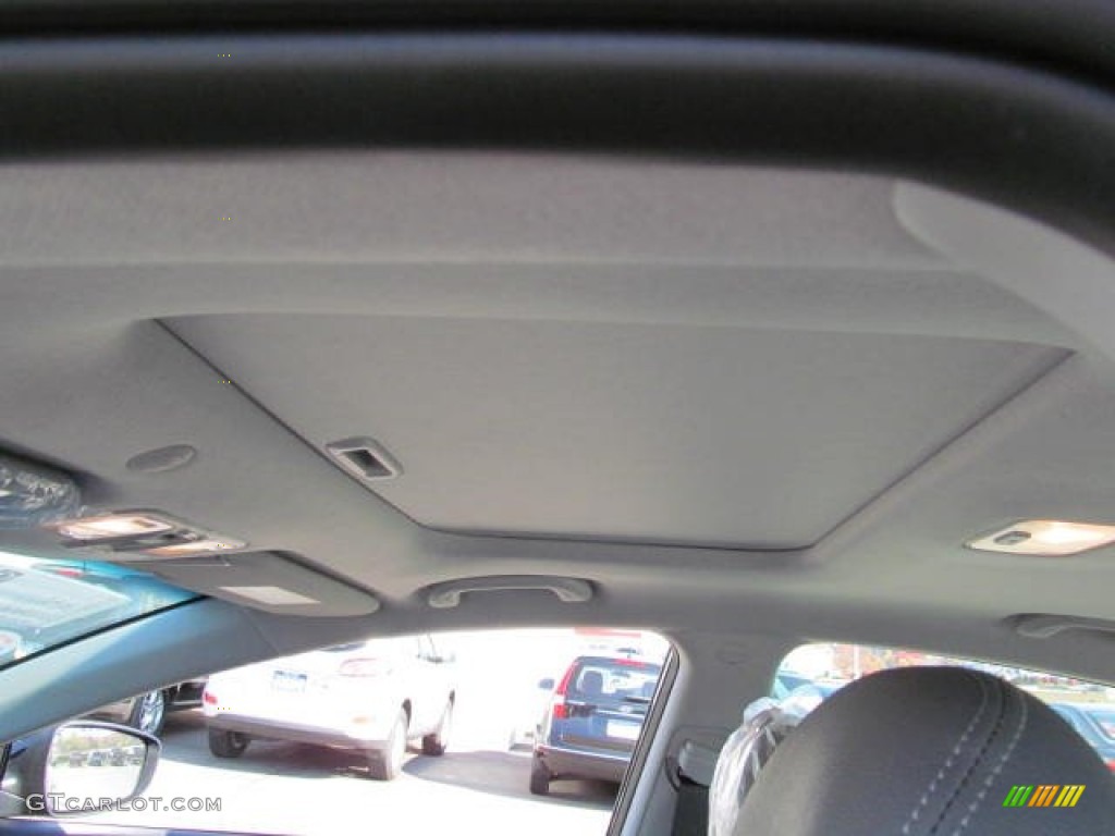 2013 Elantra Limited - Black / Gray photo #5