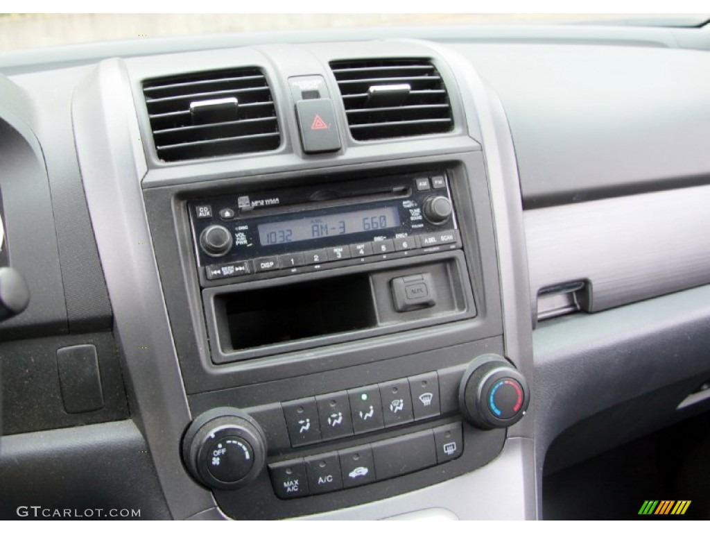 2009 CR-V LX 4WD - Alabaster Silver Metallic / Gray photo #15