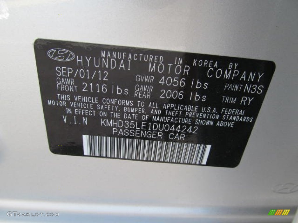 2013 Elantra GT - Silver / Black photo #10