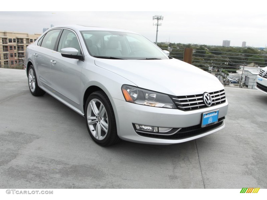 2013 Passat TDI SE - Reflex Silver Metallic / Moonrock Gray photo #1