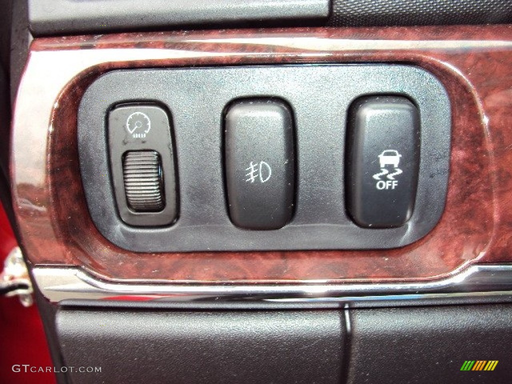 2012 Mitsubishi Galant SE Controls Photos