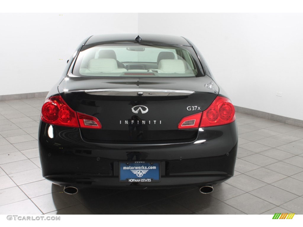 2011 G 37 x AWD Sedan - Black Obsidian / Graphite photo #4