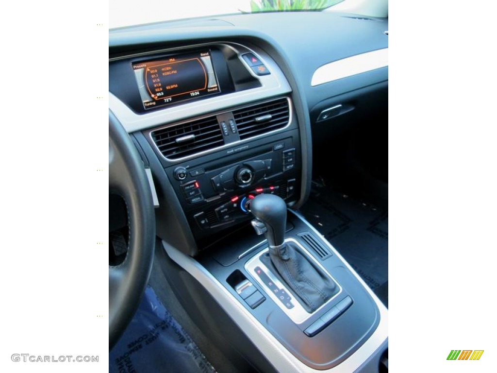 2009 Audi A4 2.0T Premium quattro Sedan Controls Photo #72804082
