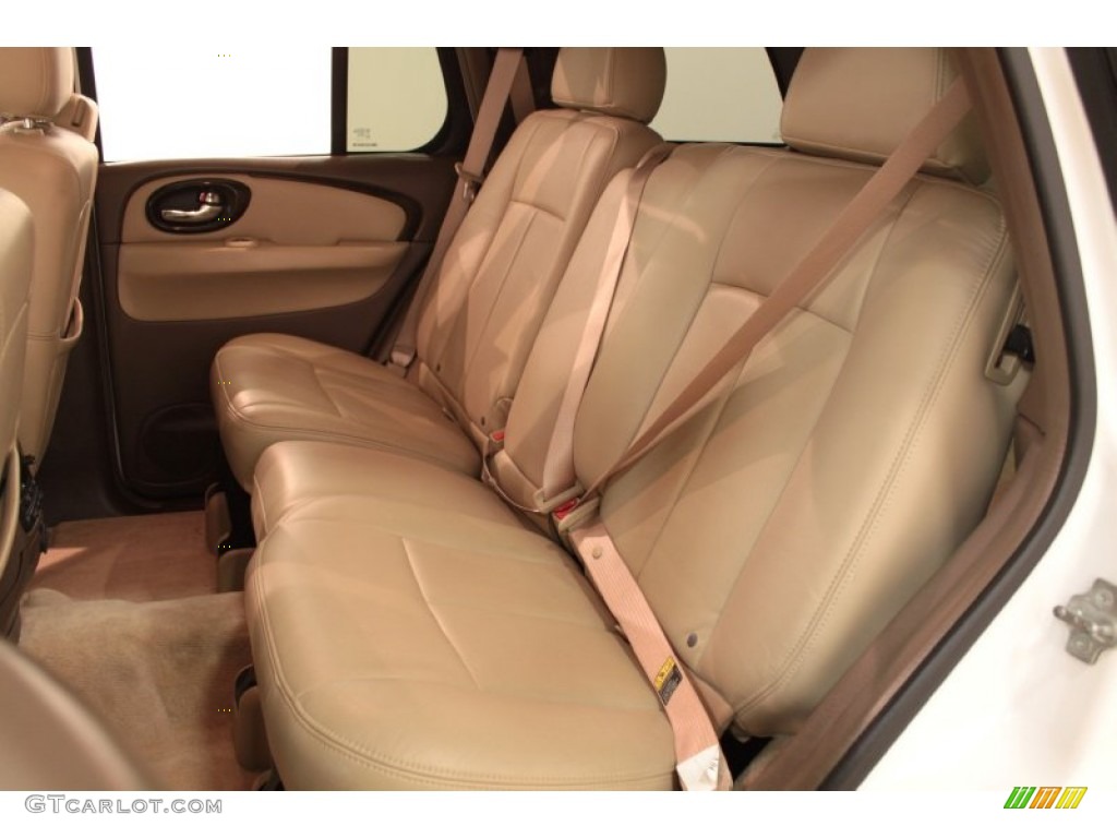 2005 Rainier CXL AWD - Frost White / Cashmere photo #18