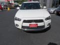 Diamond White Pearl - Outlander SE Photo No. 2