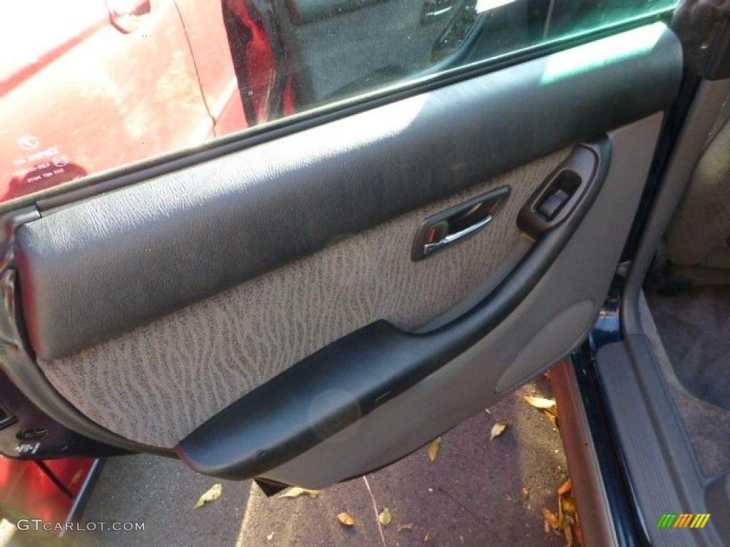 2001 Outback Wagon - Deep Sapphire Metallic / Gray photo #8