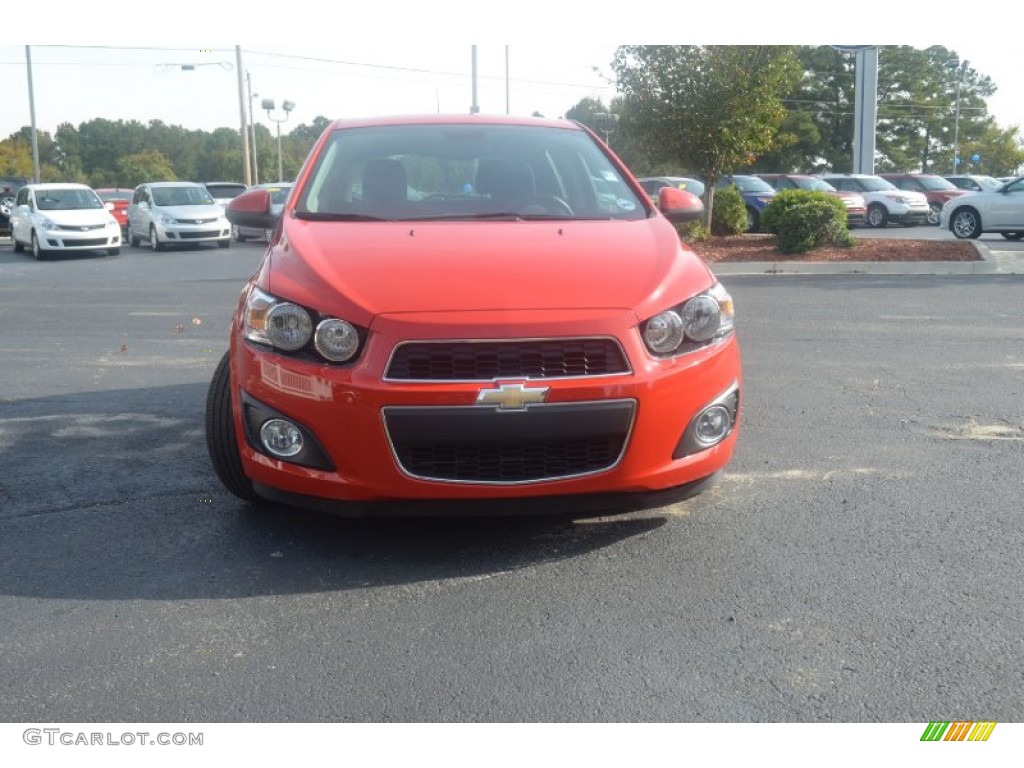 2012 Sonic LT Hatch - Victory Red / Jet Black/Brick photo #2