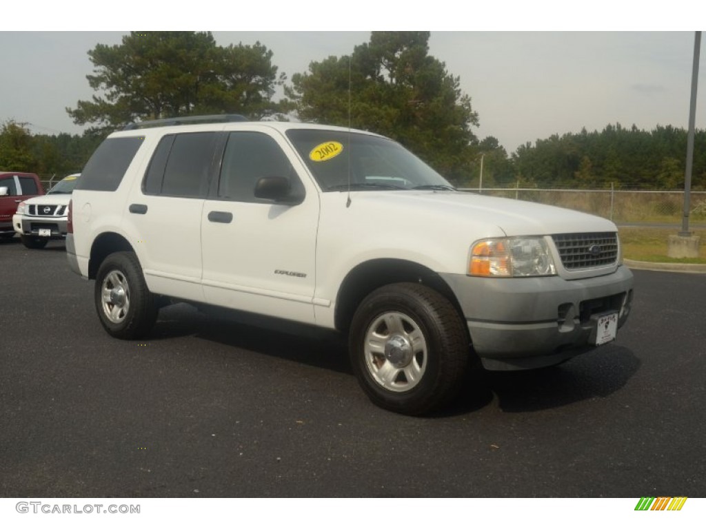 2002 Explorer XLS 4x4 - Oxford White / Graphite photo #3