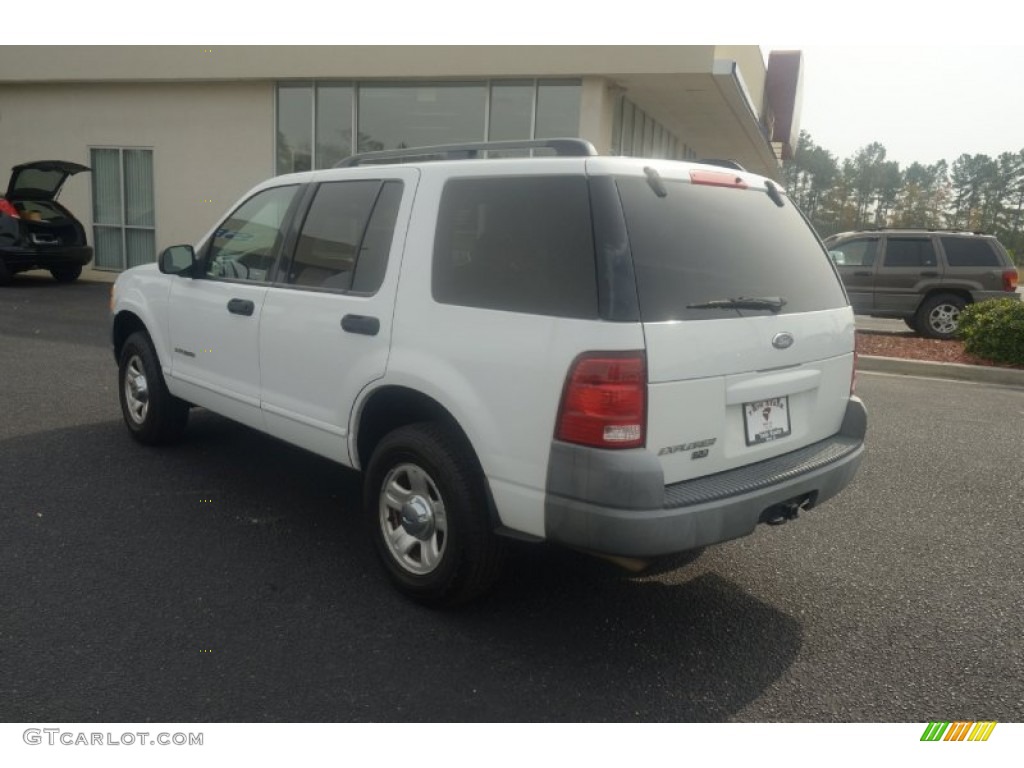 2002 Explorer XLS 4x4 - Oxford White / Graphite photo #7