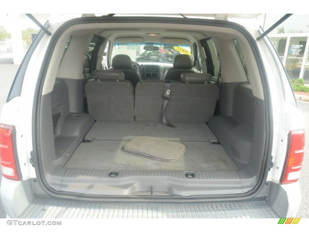 2002 Explorer XLS 4x4 - Oxford White / Graphite photo #14
