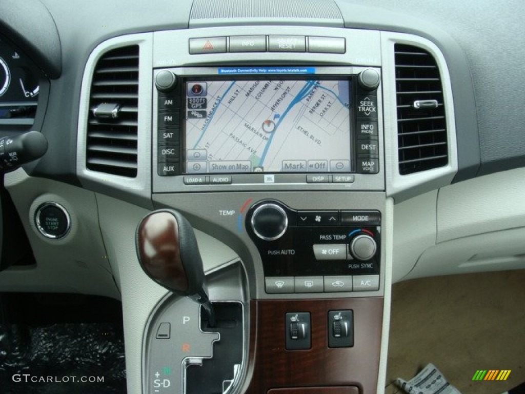 2011 Toyota Venza V6 AWD Controls Photo #72819505
