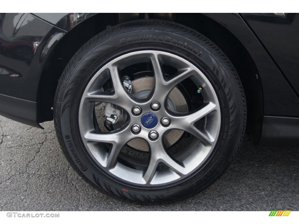 2013 Ford Focus SE Hatchback Wheel Photo #72821395