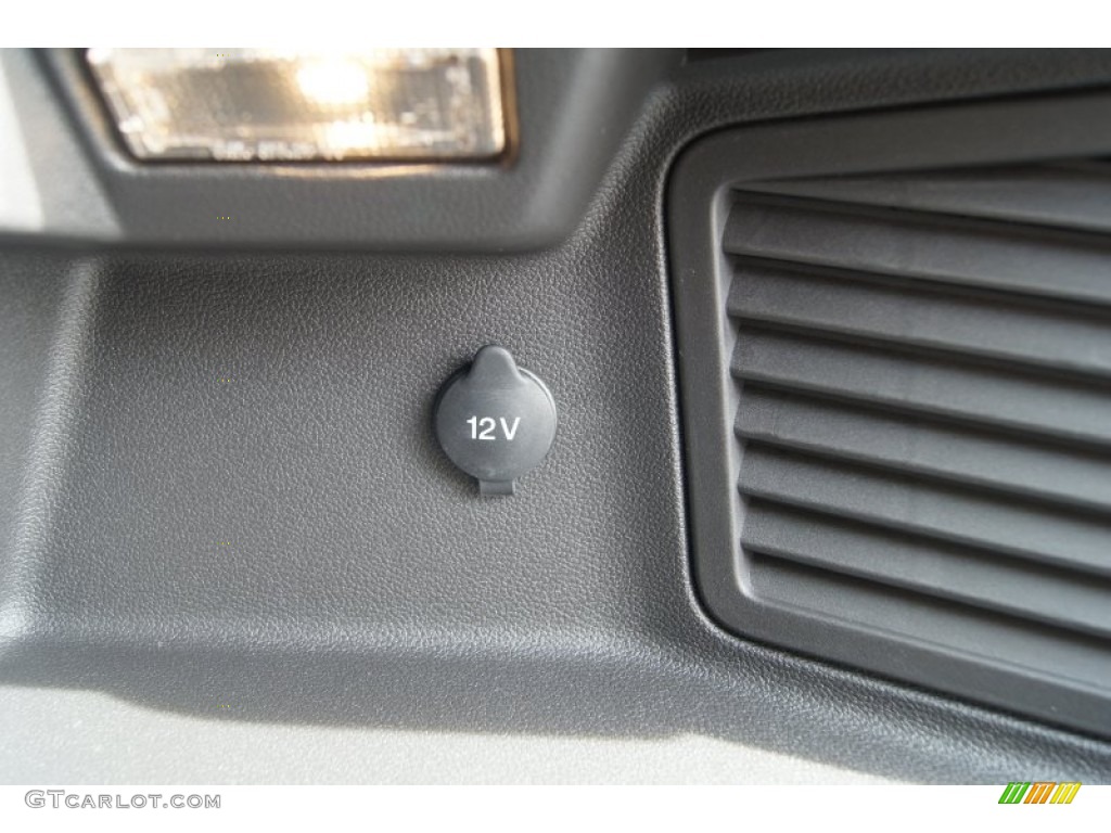 2013 C-Max Hybrid SEL - Blue Candy / Charcoal Black photo #14